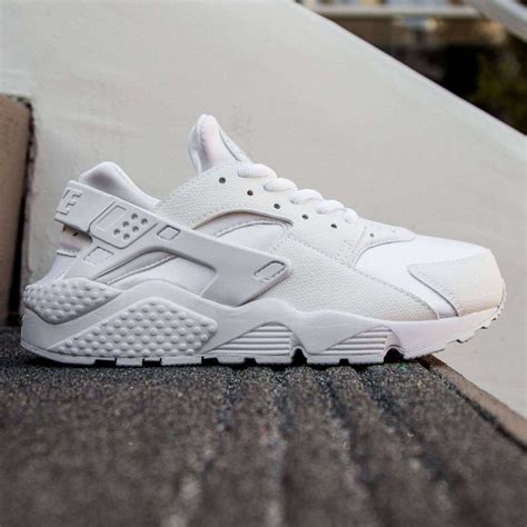 nike huarache wit roze|nike huarache boots.